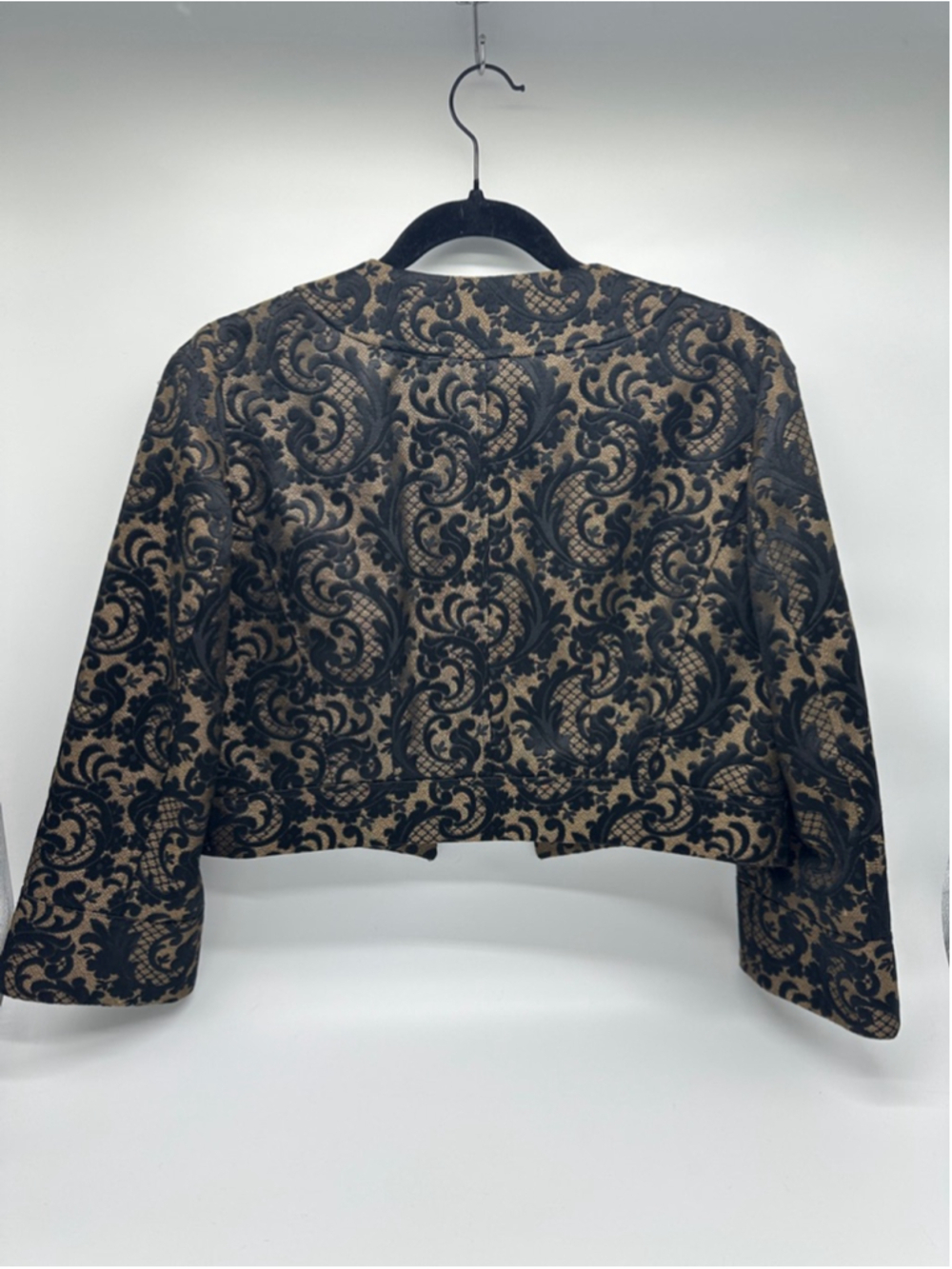 Ann Taylor LOFT Black Gold Brocade Cropped Jacket Size 12 - Picture 3 of 6
